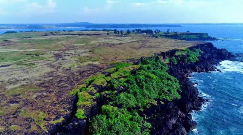 Ambolgad Fort, Maharashtra, India